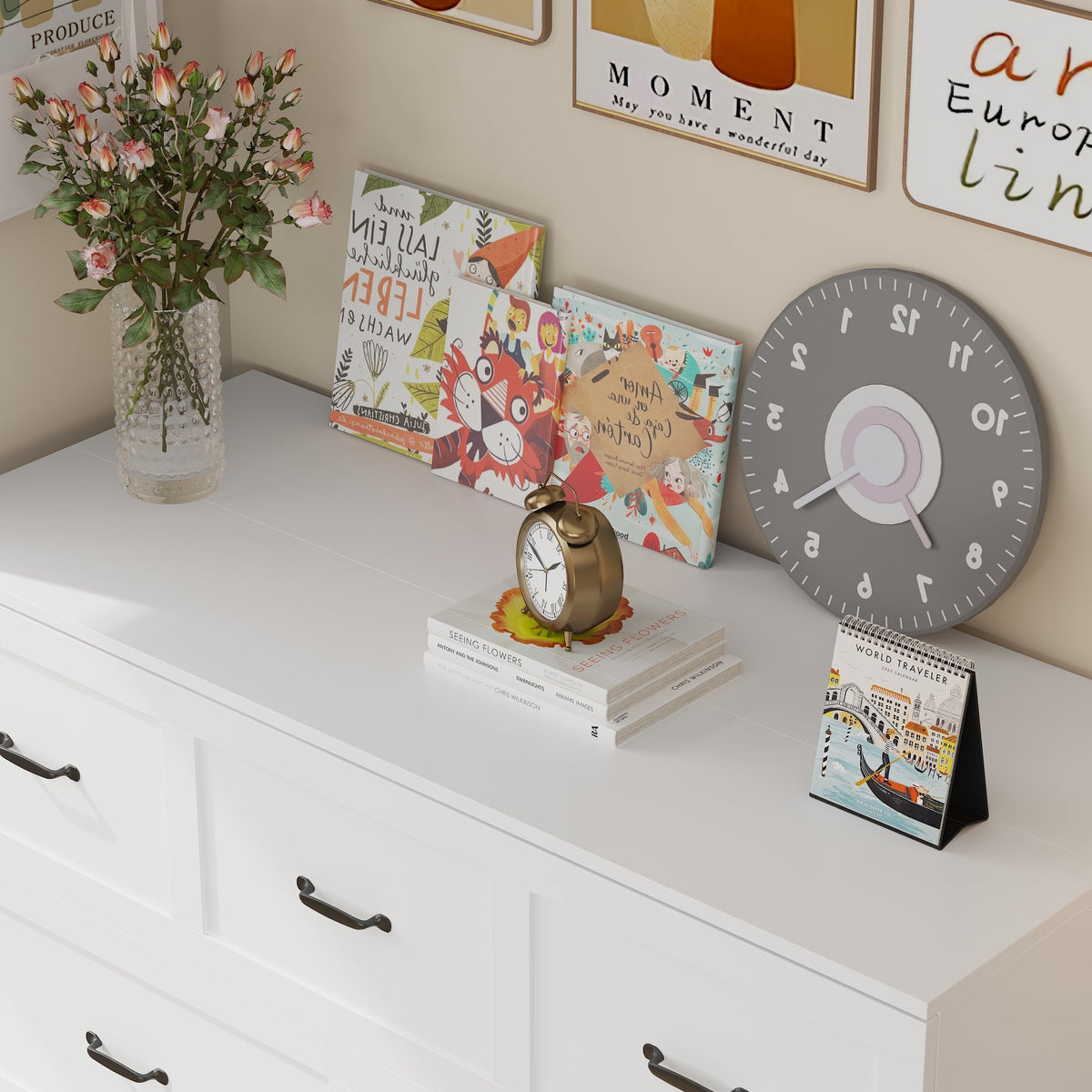 Lit escamotable blanc moderne et minimaliste de 157 cm avec prises électriques