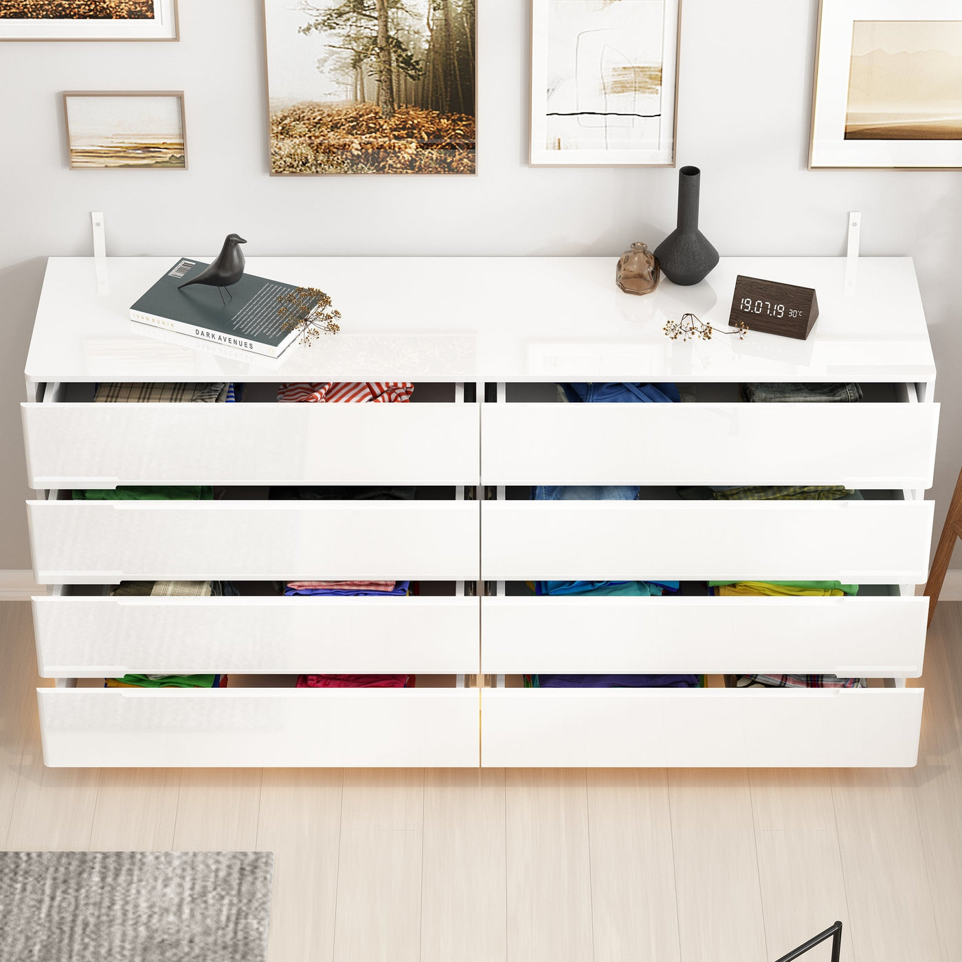#Color_White